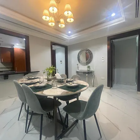 2 Bhk Townhouse At Pearl Apartment Doha Exterior photo