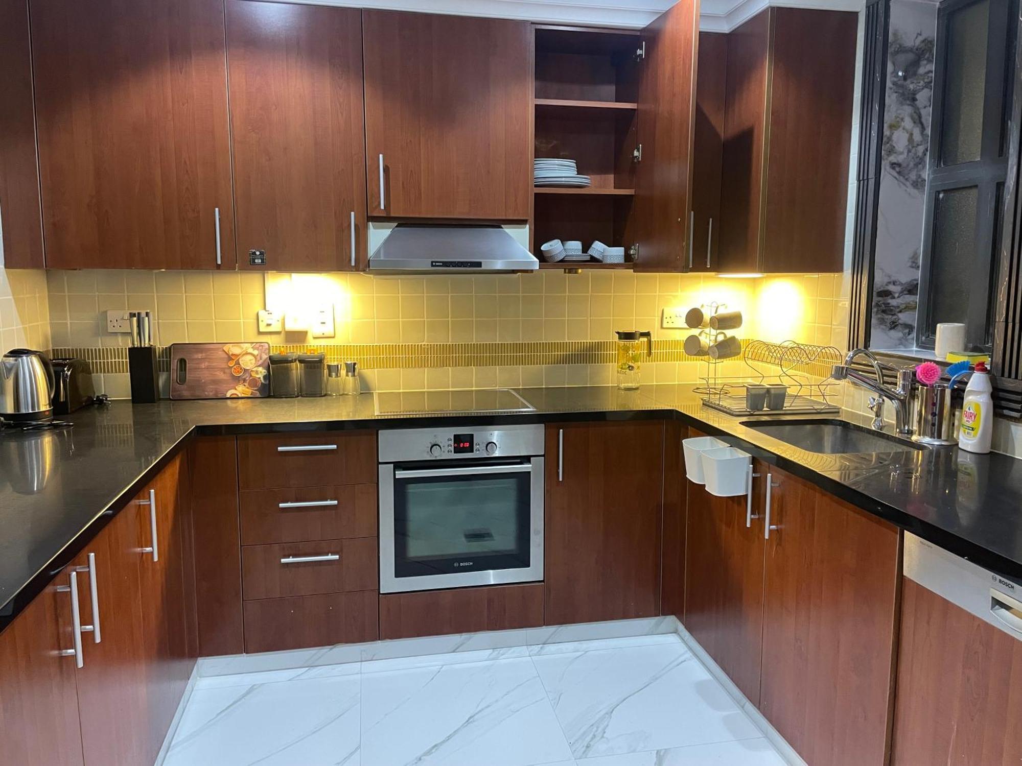 2 Bhk Townhouse At Pearl Apartment Doha
